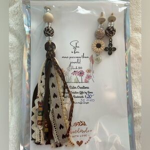 TASSEL BIBLE BOOKMARK HANDMADE SZ M (MADE FOR UP TO 9” BOOK LENGTH)